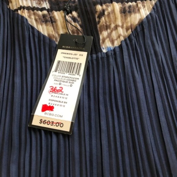 Stunning BCBG Floor length Dress - Picture 9 of 10